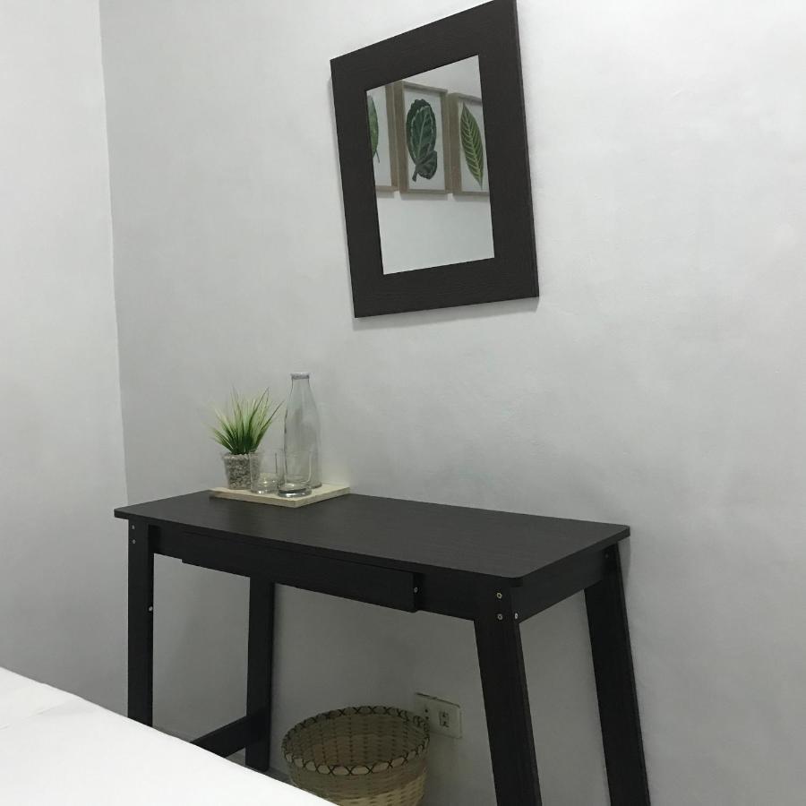 Ignacio'S Place Bacolod Dış mekan fotoğraf
